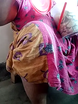 Snapshot of Hotty-rumi chatting on November 28, 2025, 3:17 am Hotty-rumi online show from November 28, 2025, 3:17 am