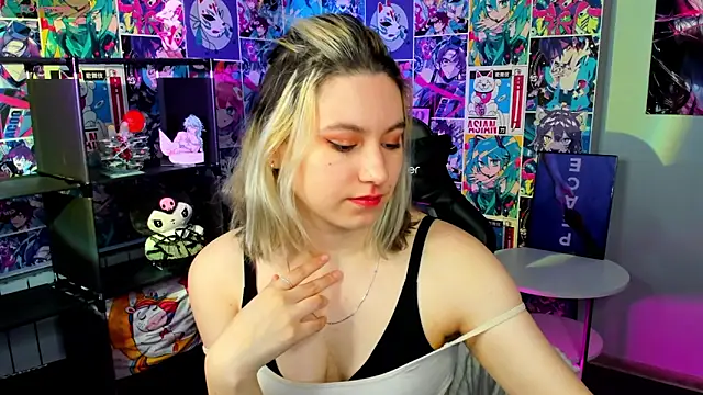 Snapshot of Bonni_Meiz chatting on March 8, 2025, 2:55 am Bonni Meiz online show from March 8, 2025, 2:55 am