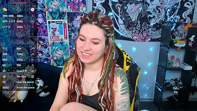 Snapshot of Bonni_Meiz chatting on December 3, 2025, 5:08 am Bonni Meiz online show from December 3, 2025, 5:08 am