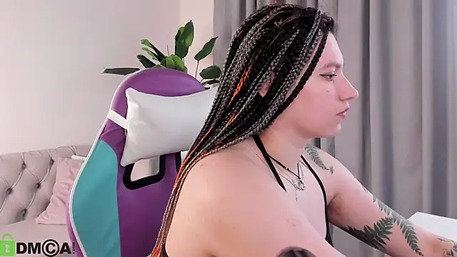 Bonni Meiz online show from February 15, 2026, 3:07 am