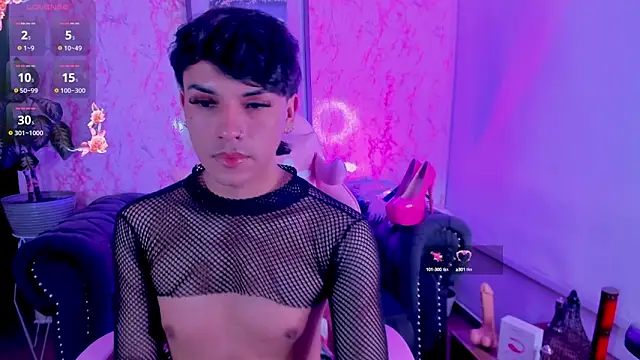 Snapshot of Sofialuna chatting on January 15, 2025, 3:33 am Sofialuna online show from January 15, 2025, 3:33 am