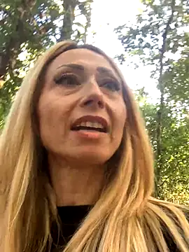 Snapshot of harleyejoker1 chatting on November 3, 2025, 9:57 am harleyejoker1 online show from November 3, 2025, 9:57 am