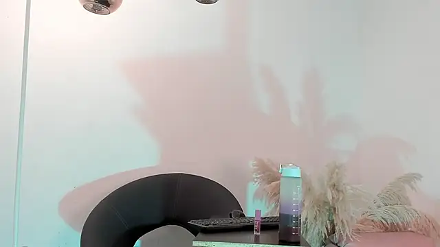 Snapshot of Iiam_danii chatting on December 26, 2024, 3:20 pm Iiam danii online show from December 26, 2024, 3:20 pm