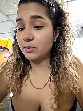 Snapshot of BrendaGirs chatting on November 11, 2025, 2:28 am BrendaGirs online show from November 11, 2025, 2:28 am