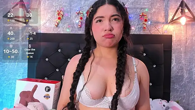 amandalee01 online show from November 27, 2025, 7:47 pm