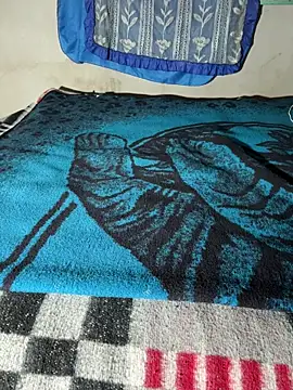 manuamador online show from November 4, 2025, 4:27 am