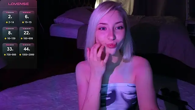 alexa novak online show from September 21, 2025, 1:44 am