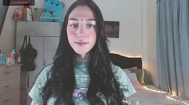 Snapshot of karla_zambrano chatting on March 21, 2025, 8:08 pm karla zambrano online show from March 21, 2025, 8:08 pm