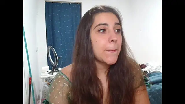 Snapshot of Ursumi1 chatting on October 12, 2025, 7:48 pm Ursumi1 online show from October 12, 2025, 7:48 pm