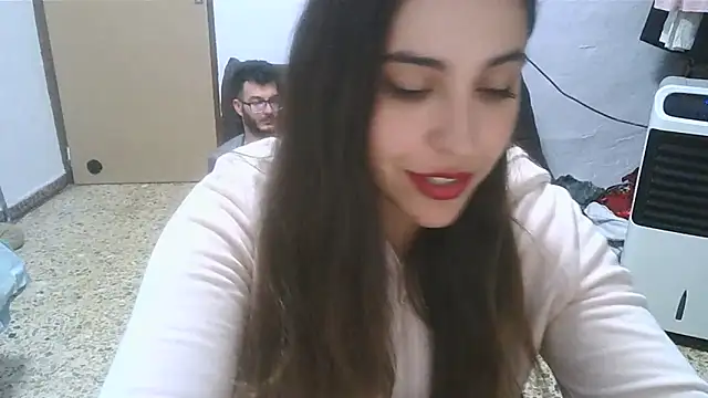 Snapshot of Ursumi1 chatting on December 11, 2024, 9:01 pm Ursumi1 online show from December 11, 2024, 9:01 pm