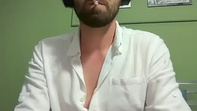 Snapshot of cottonmouth933 chatting on June 23, 2026, 10:08 pm cottonmouth933 online show from June 23, 2026, 10:08 pm