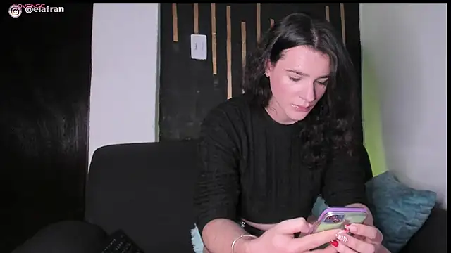 elafranco  online show from January 18, 2025, 2:58 am