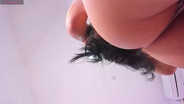 Snapshot of aggy_castel chatting on February 10, 2026, 3:44 pm aggy castel online show from February 10, 2026, 3:44 pm