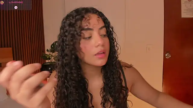 Snapshot of yaya23x chatting on February 23, 2026, 1:55 pm yaya23x online show from February 23, 2026, 1:55 pm