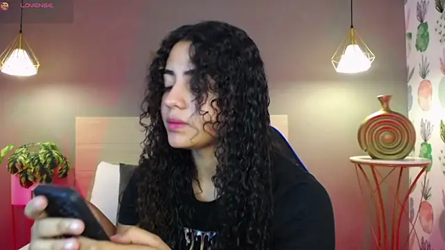 yaya23x online show from March 31, 2026, 1:57 pm