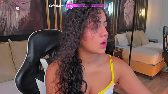 Snapshot of yaya23x chatting on February 19, 2026, 2:36 pm yaya23x online show from February 19, 2026, 2:36 pm