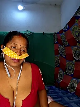 Snapshot of Real_Desi_Couple chatting on March 19, 2026, 5:24 pm Real Desi Couple online show from March 19, 2026, 5:24 pm