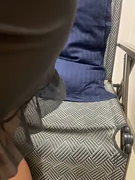 Snapshot of HoneyBearCpl chatting on March 9, 2026, 3:26 pm HoneyBearCpl online show from March 9, 2026, 3:26 pm