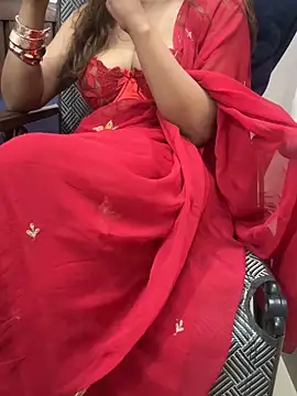 Snapshot of HoneyBearCpl chatting on March 15, 2026, 3:41 pm HoneyBearCpl online show from March 15, 2026, 3:41 pm