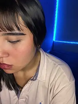 Snapshot of Chelly_GS chatting on December 23, 2024, 5:39 am Chelly GS online show from December 23, 2024, 5:39 am