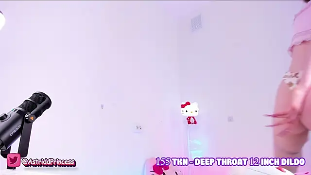 AstridHotty online show from March 10, 2025, 3:52 pm