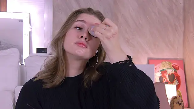 Snapshot of EllieHayes chatting on September 27, 2025, 4:02 pm EllieHayes online show from September 27, 2025, 4:02 pm