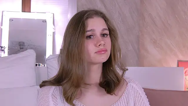 Snapshot of EllieHayes chatting on October 3, 2025, 5:36 pm EllieHayes online show from October 3, 2025, 5:36 pm