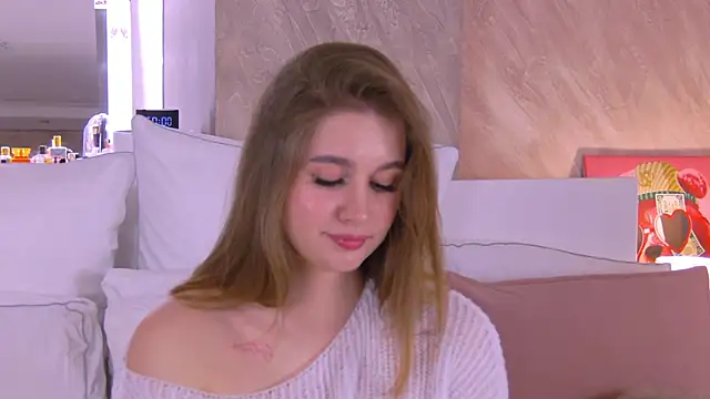 Snapshot of EllieHayes chatting on March 13, 2025, 9:05 pm EllieHayes online show from March 13, 2025, 9:05 pm