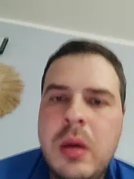 Snapshot of CuteMan33 chatting on October 20, 2025, 2:13 am CuteMan33 online show from October 20, 2025, 2:13 am