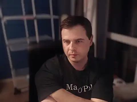 Snapshot of CuteMan33 chatting on October 22, 2025, 10:19 pm CuteMan33 online show from October 22, 2025, 10:19 pm