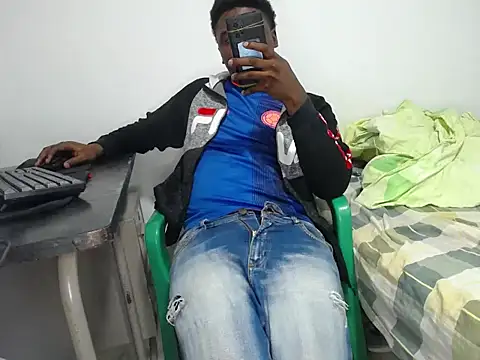 Snapshot of fabitokr chatting on November 24, 2025, 5:29 am fabitokr online show from November 24, 2025, 5:29 am