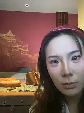 ChuChu1991 online show from November 4, 2025, 1:37 pm