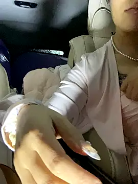 ChuChu1991 online show from November 16, 2025, 12:43 pm