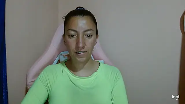 Snapshot of kaybabyhot chatting on April 10, 2026, 4:14 pm kaybabyhot online show from April 10, 2026, 4:14 pm