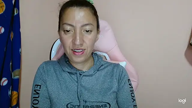Snapshot of kaybabyhot chatting on April 21, 2026, 8:48 pm kaybabyhot online show from April 21, 2026, 8:48 pm