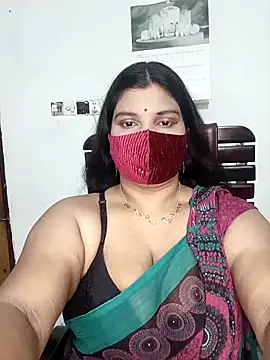 Snapshot of Hot-Angel_ chatting on April 23, 2026, 6:53 pm Hot-Angel online show from April 23, 2026, 6:53 pm
