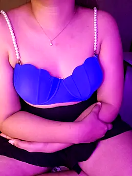 Snapshot of Olivia3 chatting on September 23, 2025, 8:05 pm Olivia3 online show from September 23, 2025, 8:05 pm