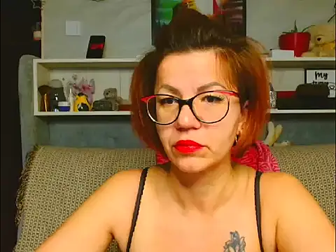 Natali3855 online show from February 14, 2026, 6:24 am