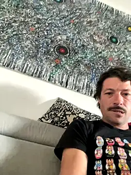 Snapshot of zenzero87 chatting on October 27, 2025, 7:53 am zenzero87 online show from October 27, 2025, 7:53 am