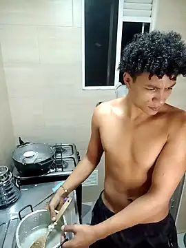 Snapshot of Black_Diamon_ chatting on December 13, 2024, 6:00 am Black Diamon online show from December 13, 2024, 6:00 am