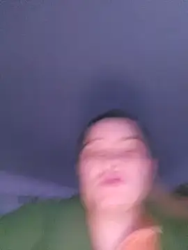 houy111111 online show from December 18, 2024, 2:21 am