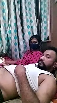 Snapshot of sweety_telugu_couple2027 chatting on March 13, 2025, 7:50 pm sweety telugu couple2027 online show from March 13, 2025, 7:50 pm