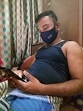 Snapshot of sweety_telugu_couple2027 chatting on March 7, 2025, 12:23 pm sweety telugu couple2027 online show from March 7, 2025, 12:23 pm