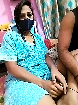 Snapshot of sweety_telugu_couple2027 chatting on March 20, 2025, 1:26 pm sweety telugu couple2027 online show from March 20, 2025, 1:26 pm