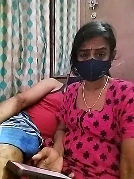 Snapshot of sweety_telugu_couple2027 chatting on March 9, 2025, 3:27 pm sweety telugu couple2027 online show from March 9, 2025, 3:27 pm