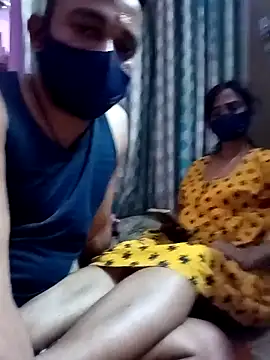 Snapshot of sweety_telugu_couple2027 chatting on March 10, 2025, 12:49 pm sweety telugu couple2027 online show from March 10, 2025, 12:49 pm