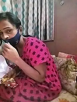 Snapshot of sweety_telugu_couple2027 chatting on March 13, 2025, 11:41 am sweety telugu couple2027 online show from March 13, 2025, 11:41 am