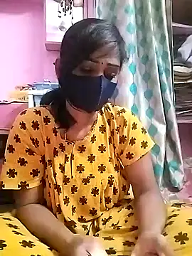 Snapshot of sweety_telugu_couple2027 chatting on March 21, 2025, 4:39 am sweety telugu couple2027 online show from March 21, 2025, 4:39 am