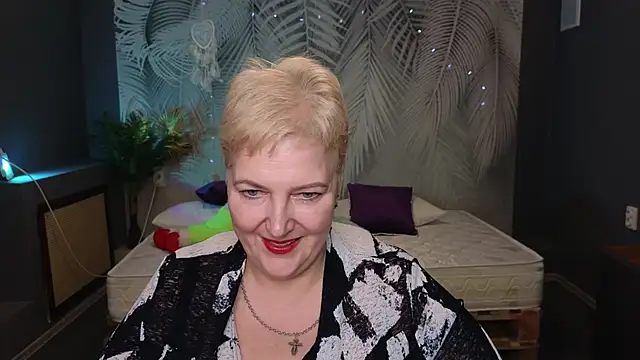 Sandra Snow online show from February 9, 2025, 5:33 pm