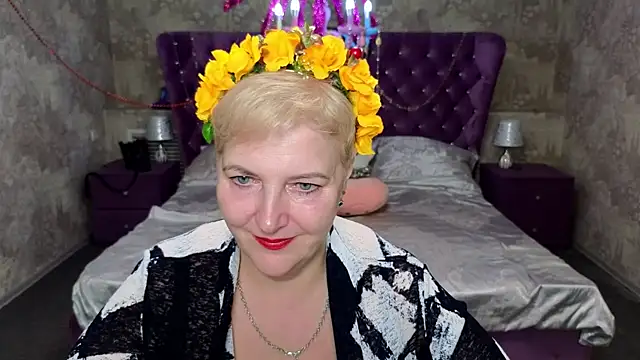 Sandra Snow online show from February 14, 2025, 8:59 pm